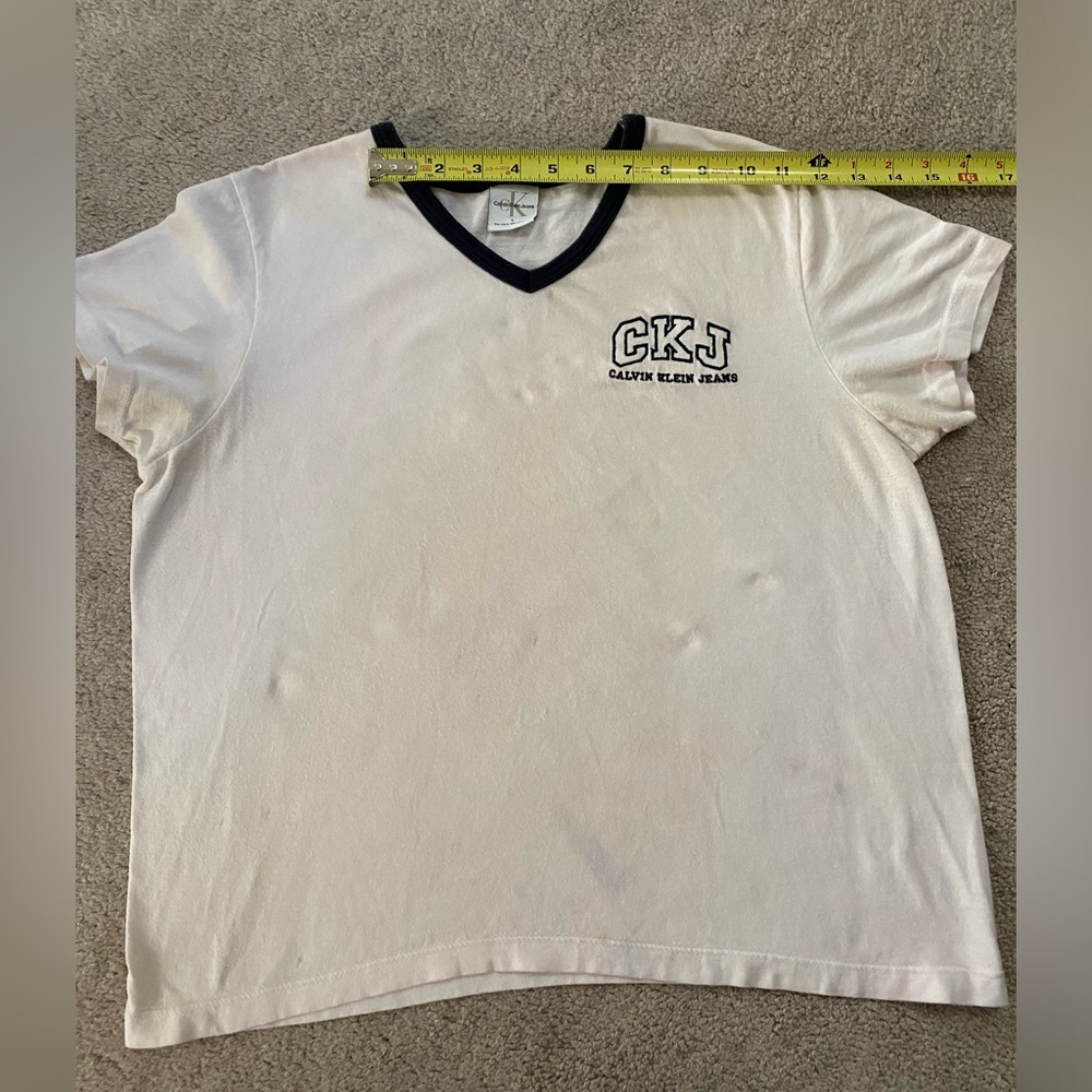 “Calvin Klein Jeans” White T-Shirt w/ Black Trim- Size: L - Picture 7 of 9